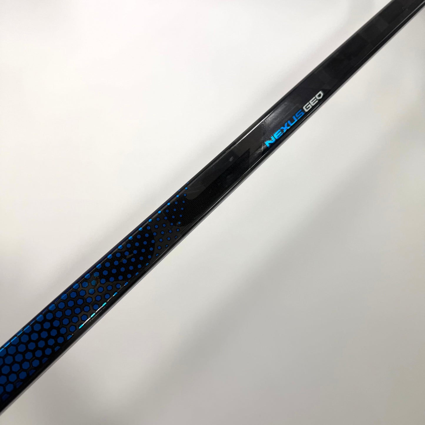 Used Left Bauer Nexus Geo | 82 Flex P92M Curve Grip | BH443 - Top Flight Hockey