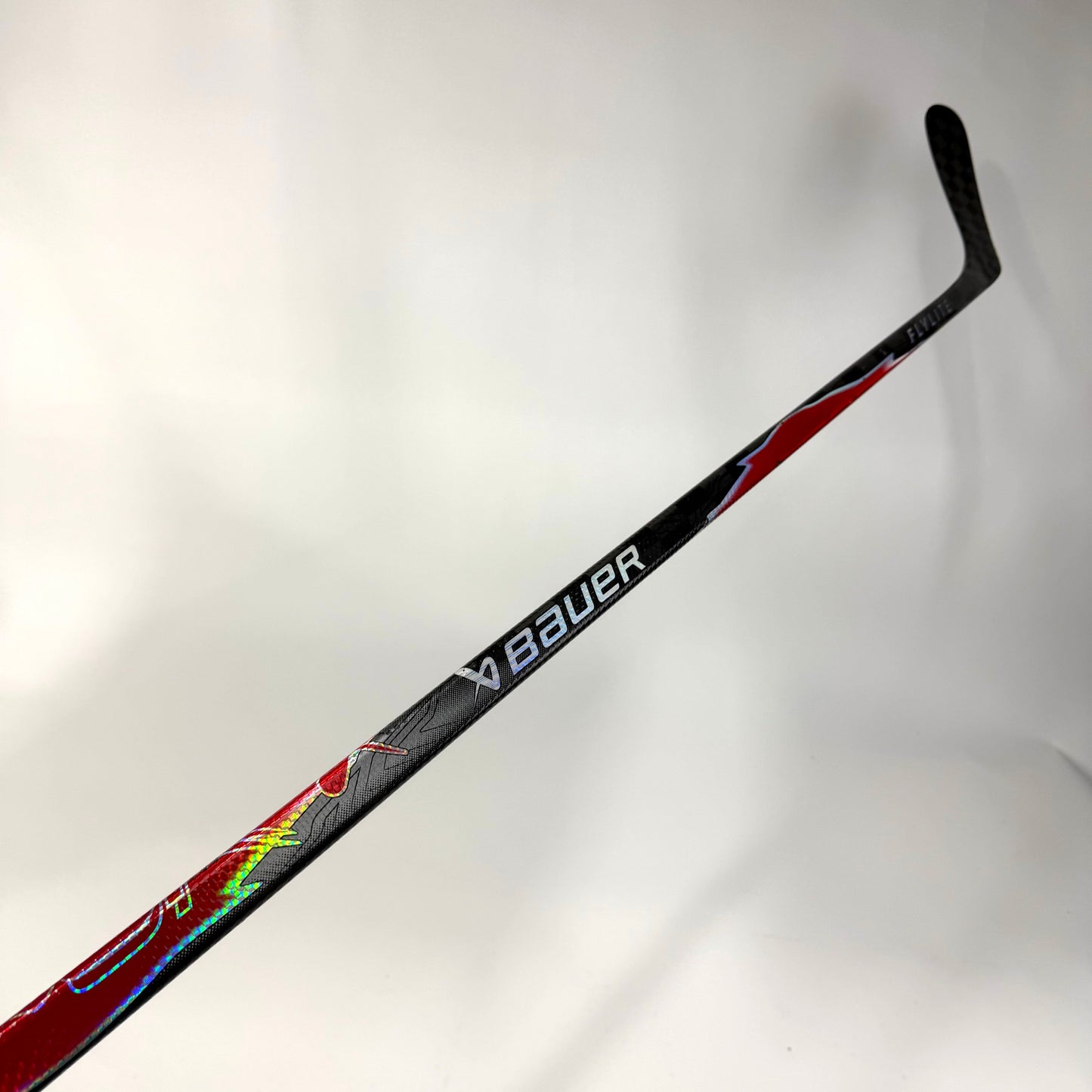 Used Left Red Bauer Vapor Flylite | 77 Flex P92 Curve Grip | A75