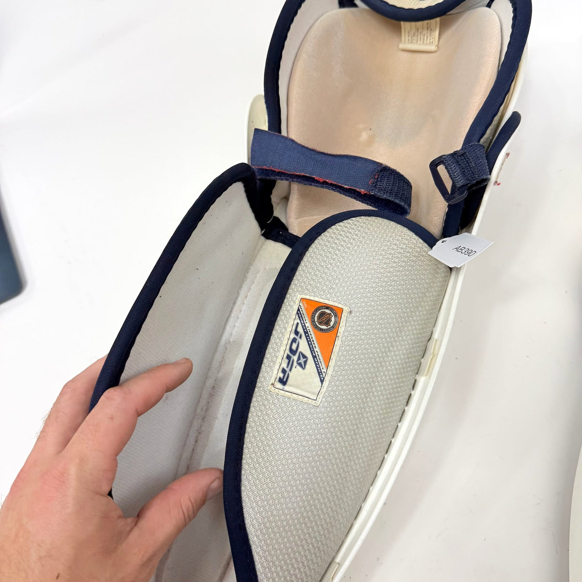 Used Jofa 3500 Shin Guards | 16" | AB390