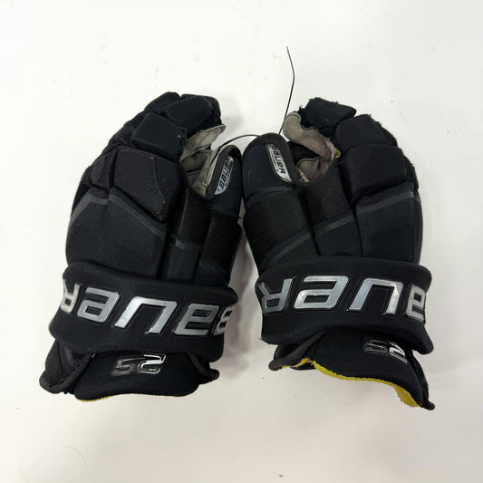 Used Black Bauer Supreme 2S Gloves | 13" | AB518