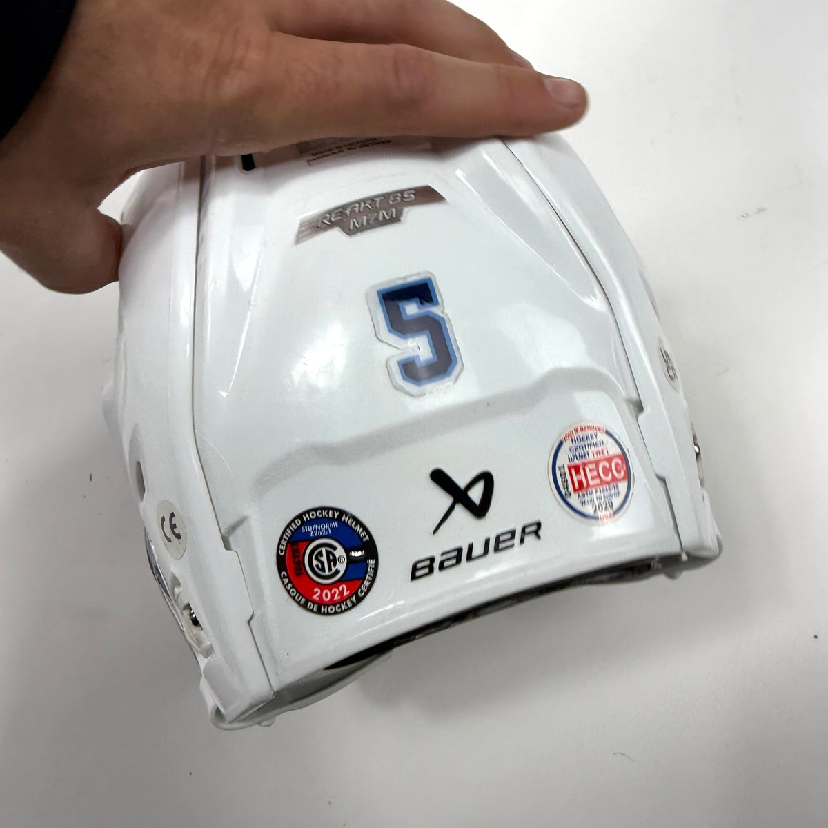 Used White Bauer Re-akt 85 Helmet | Medium | AB172 - Top Flight Hockey