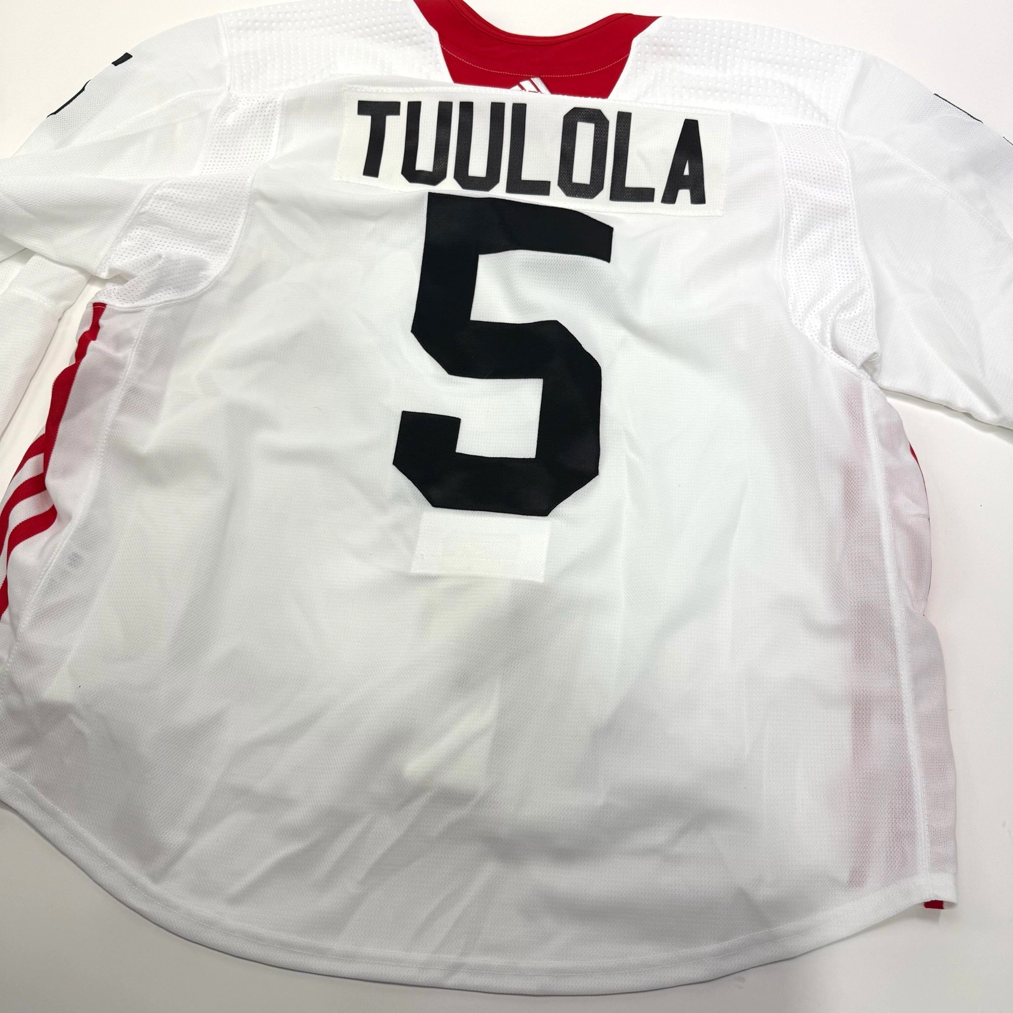 Used White Chicago Blackhawks Adidas MIC Practice Jersey | Size 58 | Tuulola #5 - Top Flight Hockey