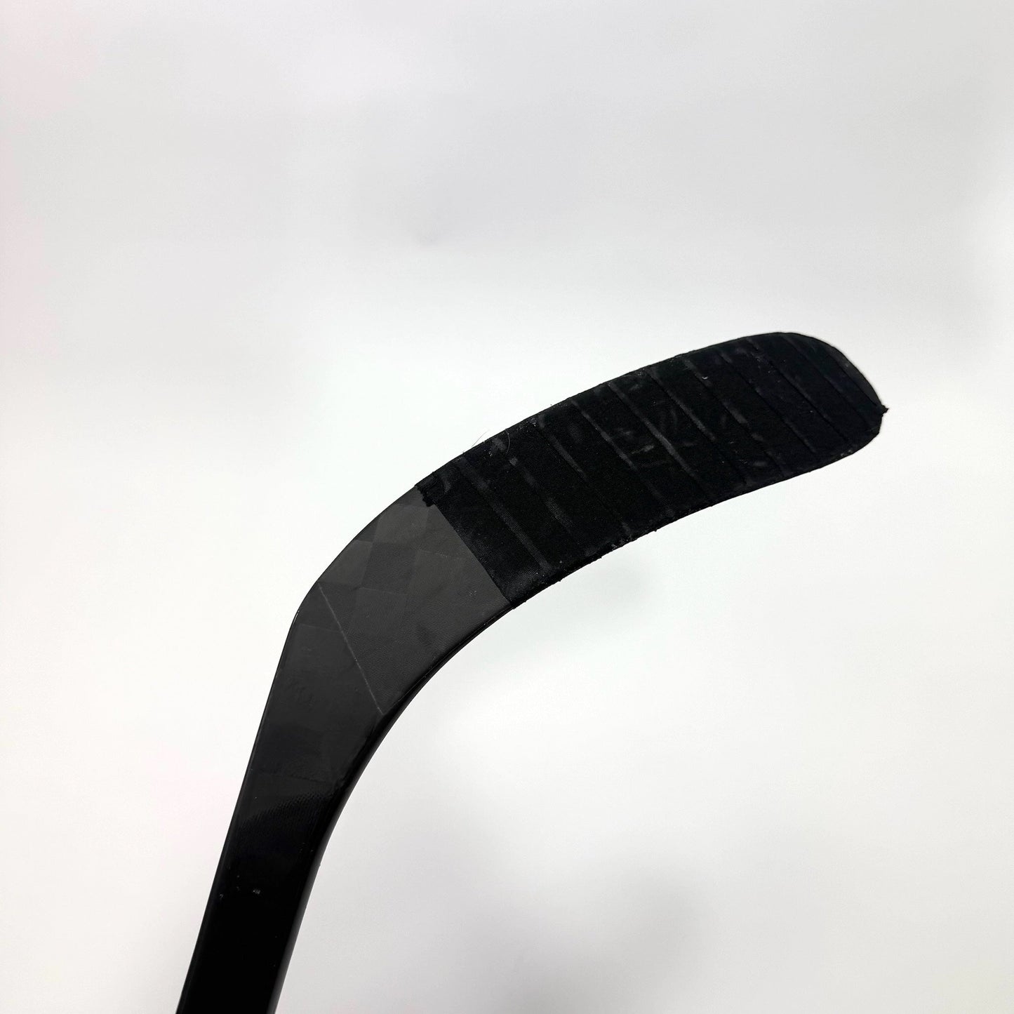 Used Left Black CCM Jetspeed FT8 Pro | 85 Flex P88 Curve Grip | BH413 - Top Flight Hockey