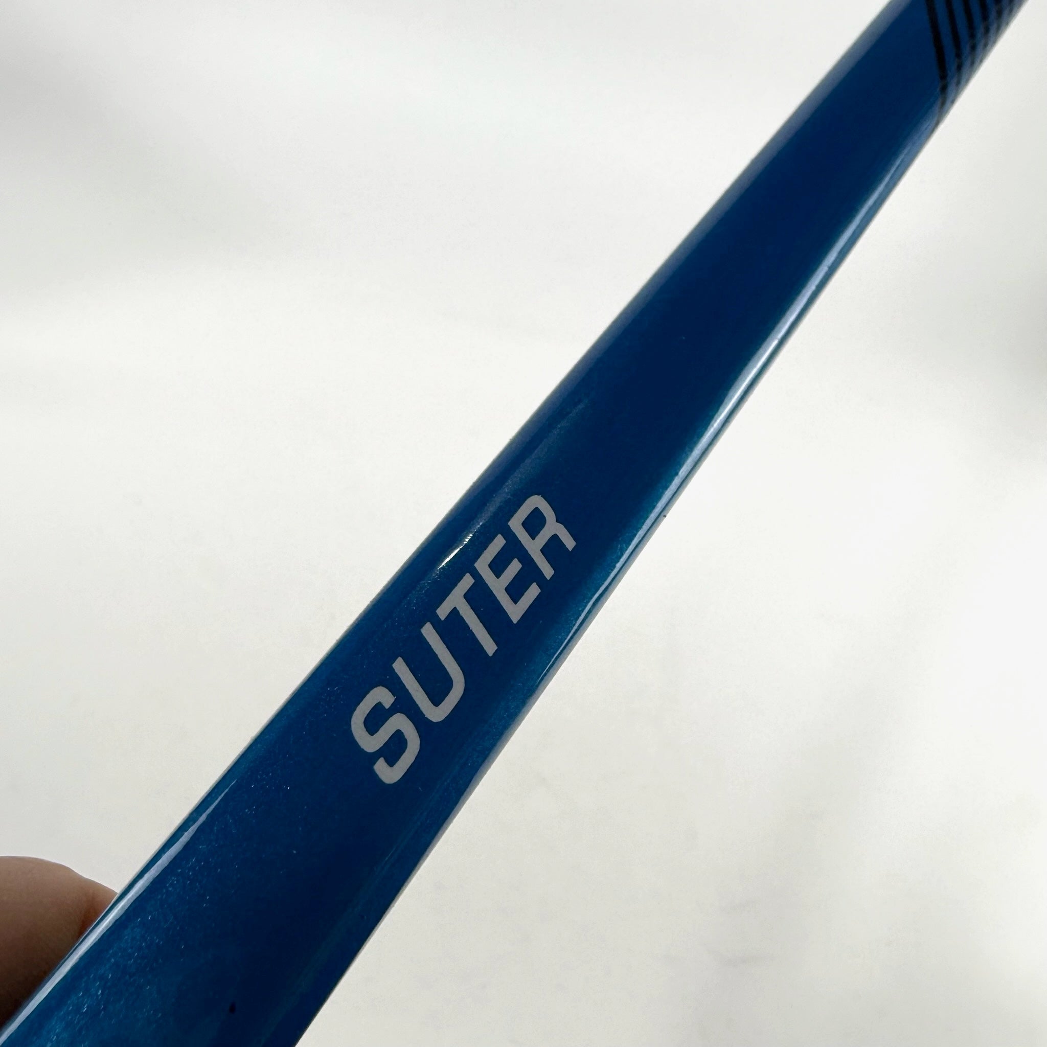 Used Left Blue Warrior Alpha LX2 Pro Stick | 100 Flex Custom Curve Grip | Suter | D250 - Top Flight Hockey
