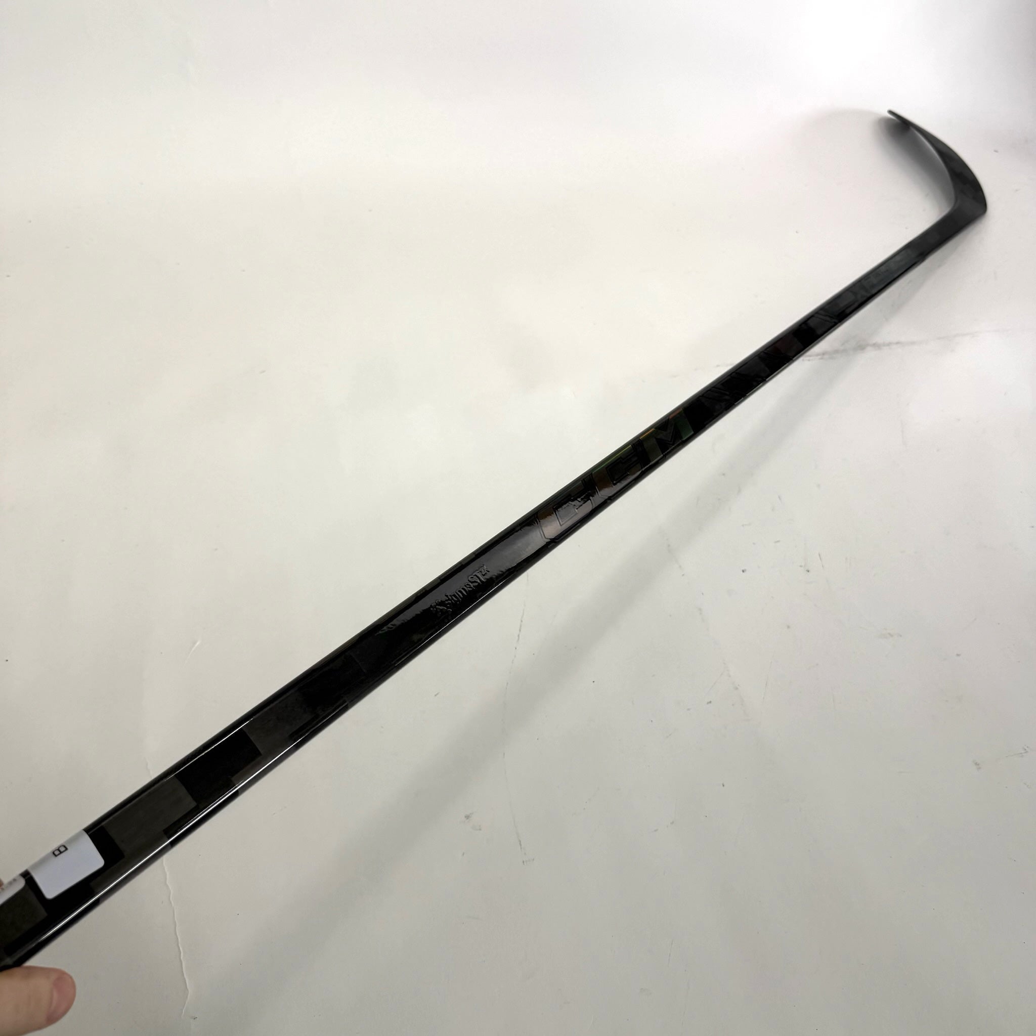 New Right CCM Tacks XF Ghost | 85 Flex P88 Curve Grip | Olson | BH246 - Top Flight Hockey