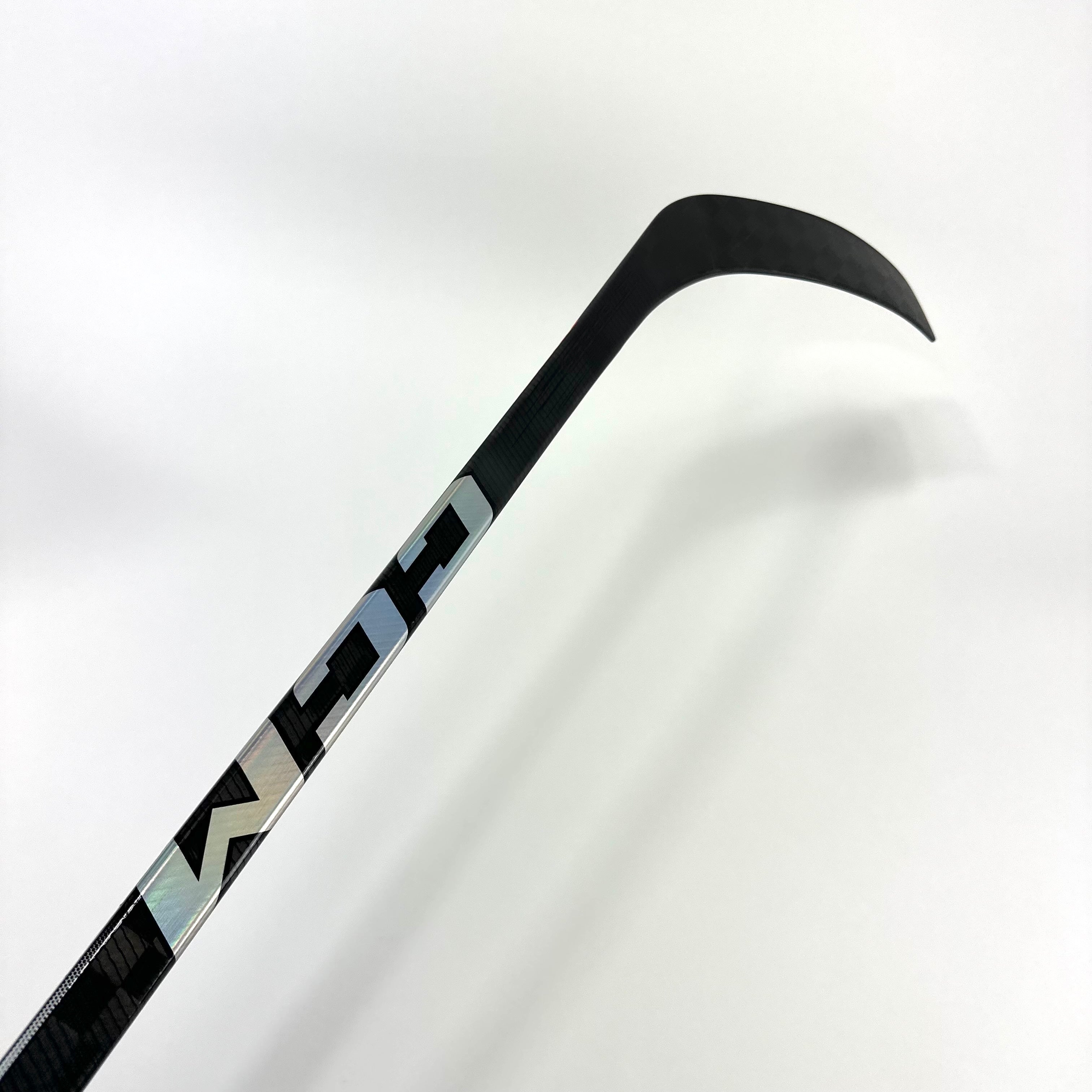 New Left CCM Jetspeed FT6 Pro | 80 Flex P90T Curve Grip | Veleno | H73