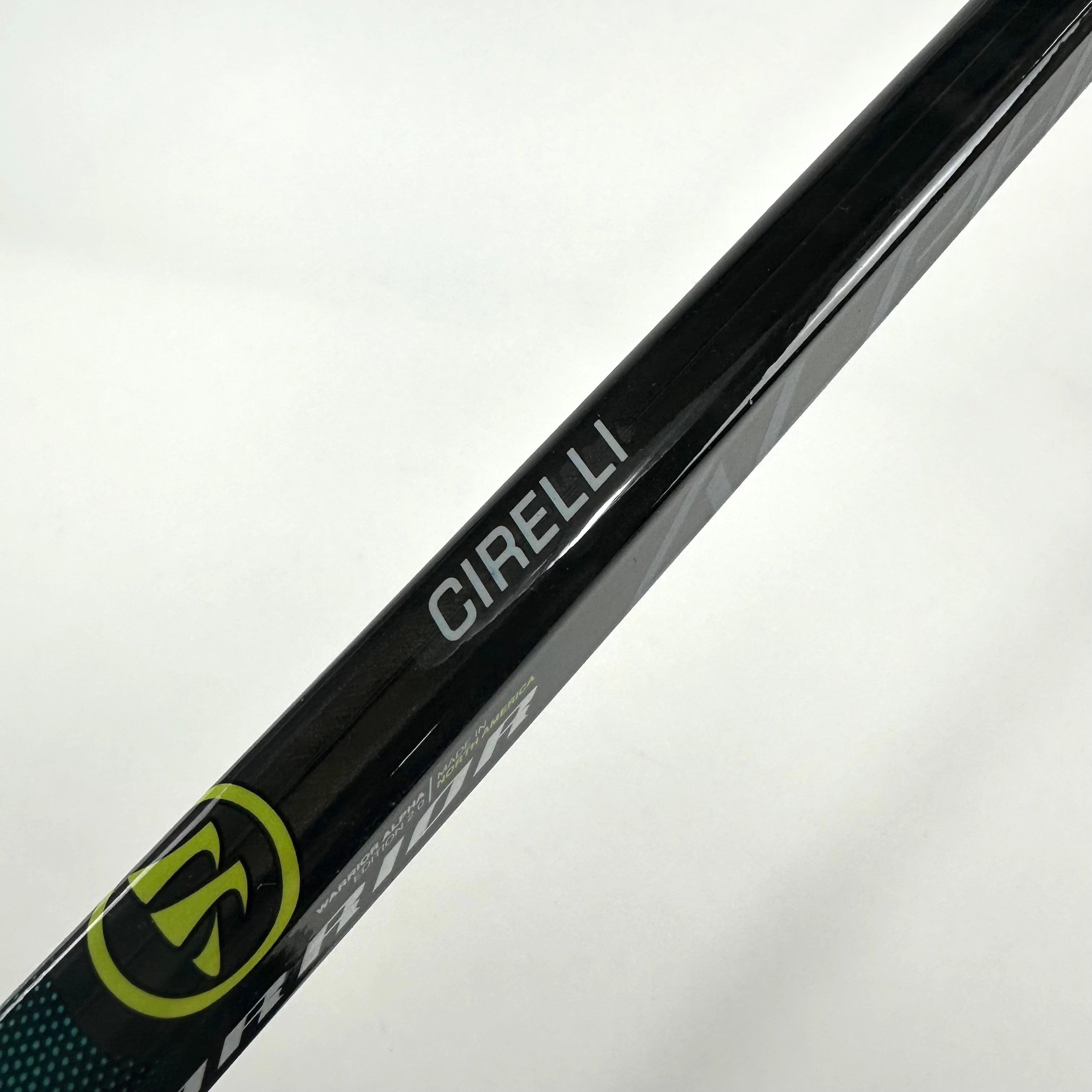 New Left Warrior Alpha DX | 90 Flex P28M Curve Grip | Cirelli | TBL317