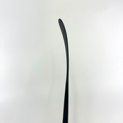 New Right CCM Jetspeed FT5 Pro | P28 Curve 80 Flex Grip | M408