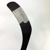 Used Right Warrior Novium Pro | 80 Flex P92M Curve Grip | U394 - Top Flight Hockey