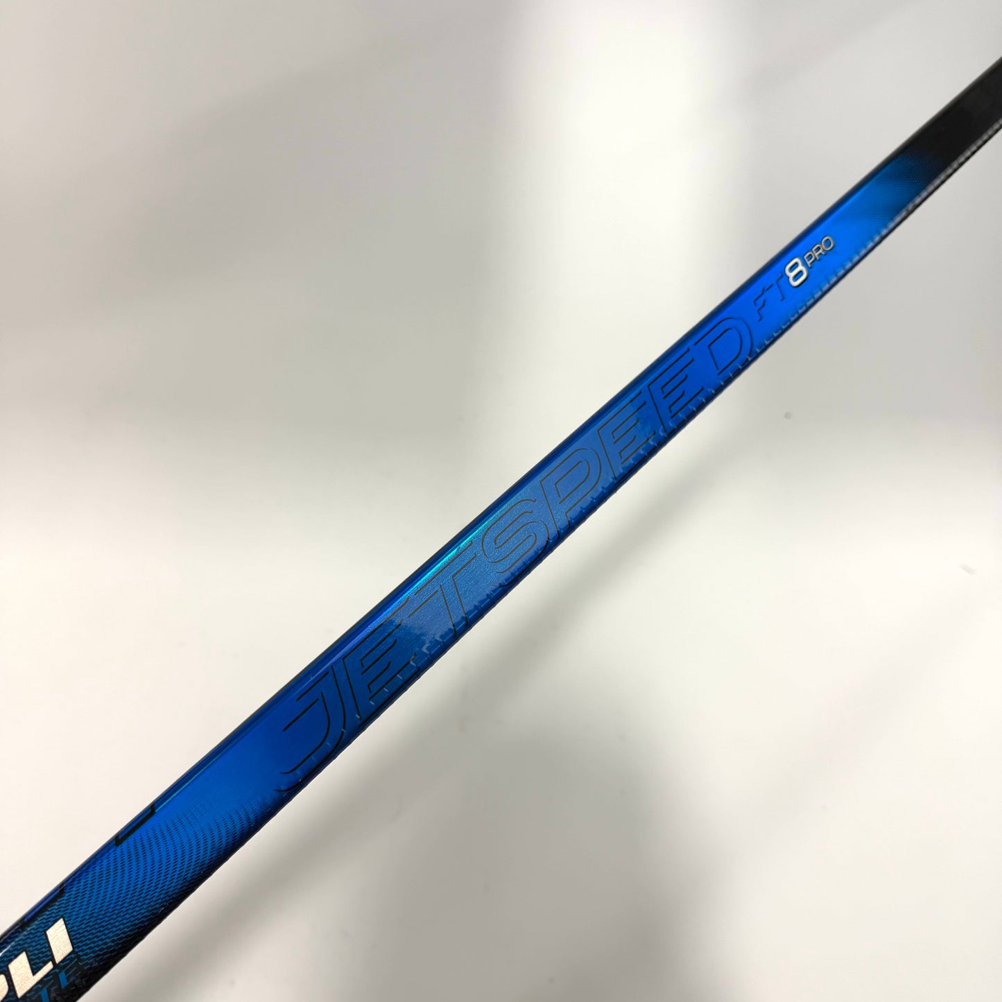 Used Right Blue CCM Jetspeed FT8 Pro | 85 Flex P92 Curve Grip | AB951