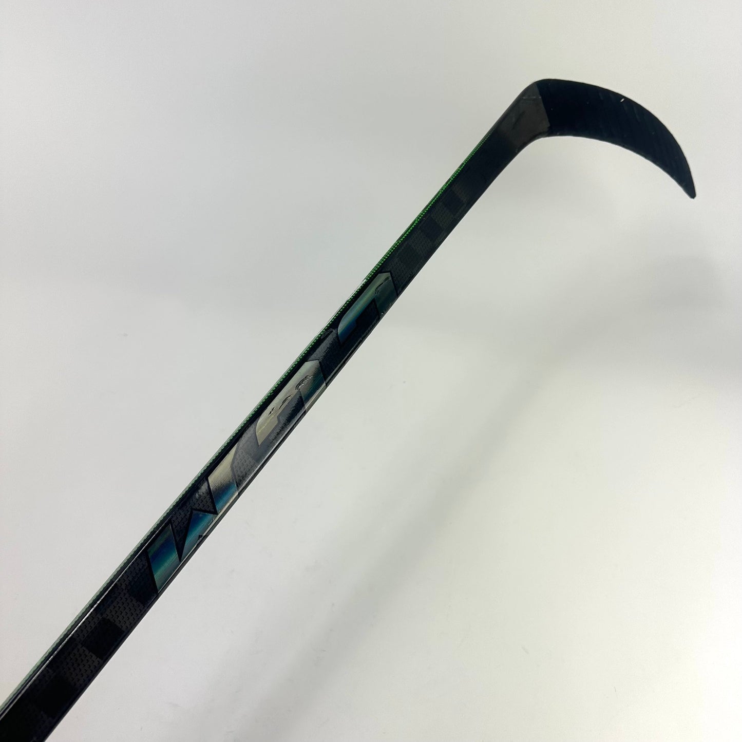 Used Left CCM Ribcor Trigger 5 Pro | 80 Flex P90 Curve Grip | Wallmark | L476