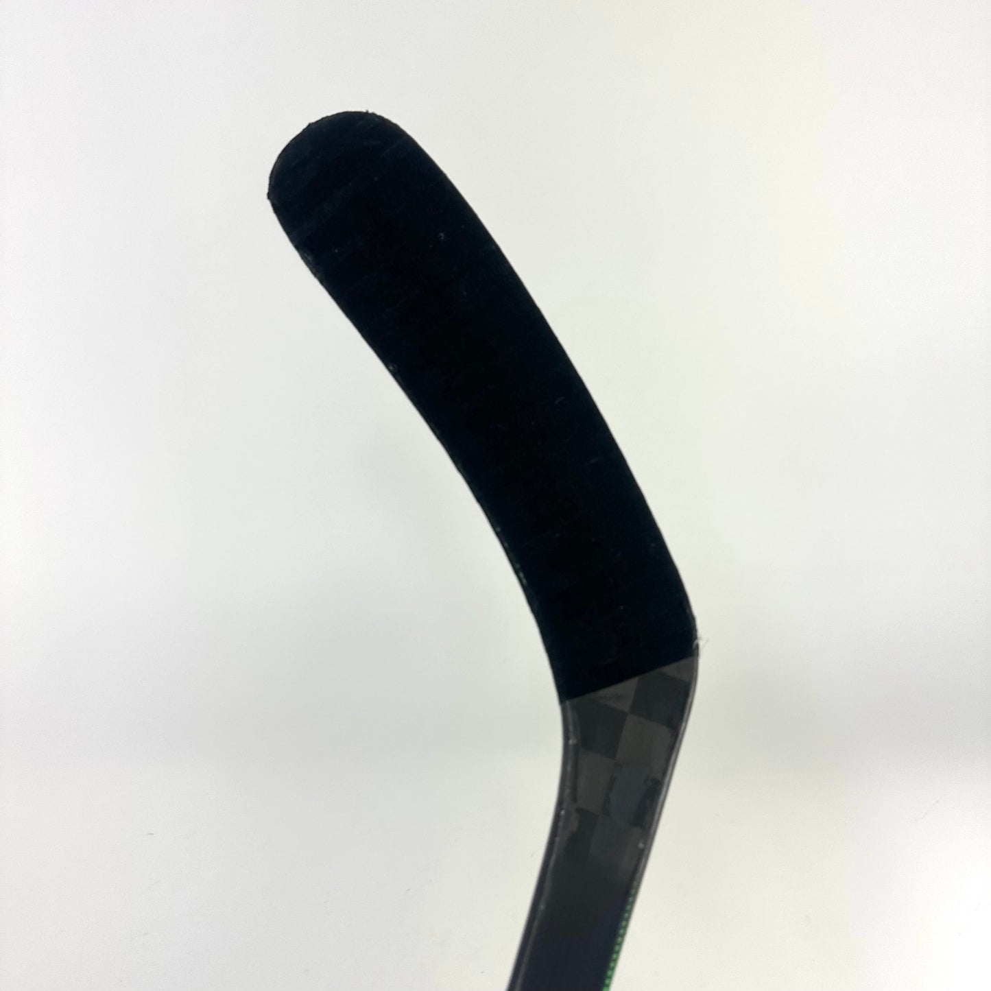 Used Left CCM Ribcor Trigger 5 Pro | 80 Flex P90 Curve Grip | Wallmark | L476