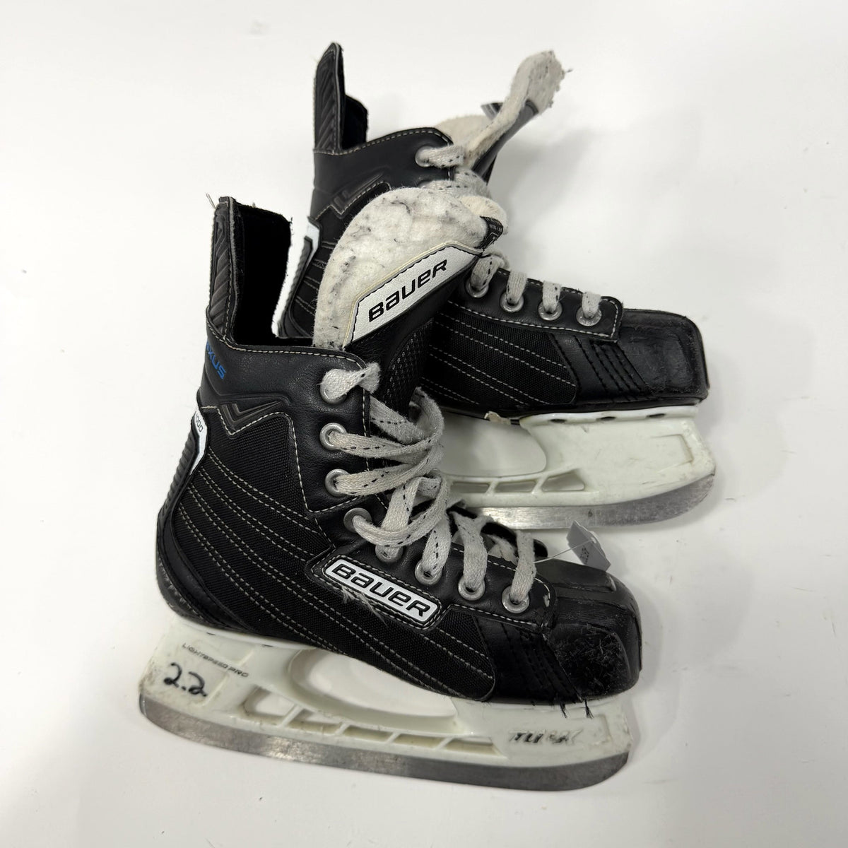 Used Bauer Nexus 4000 Skates | Size 2 R | AB792
