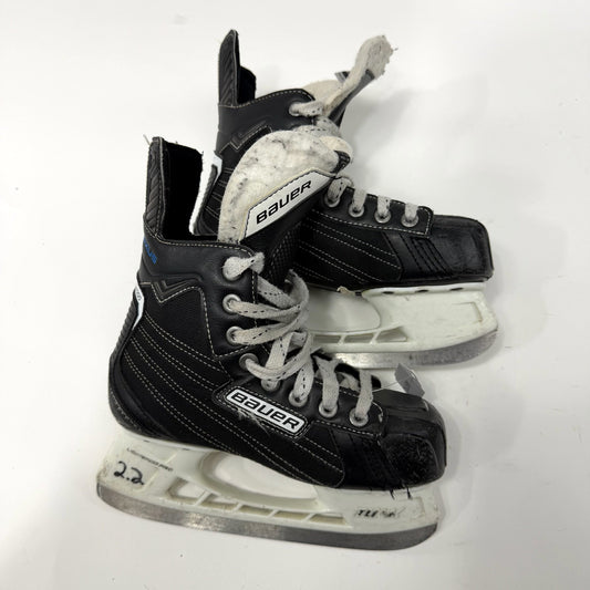 Used Bauer Nexus 4000 Skates | Size 2 R | AB792