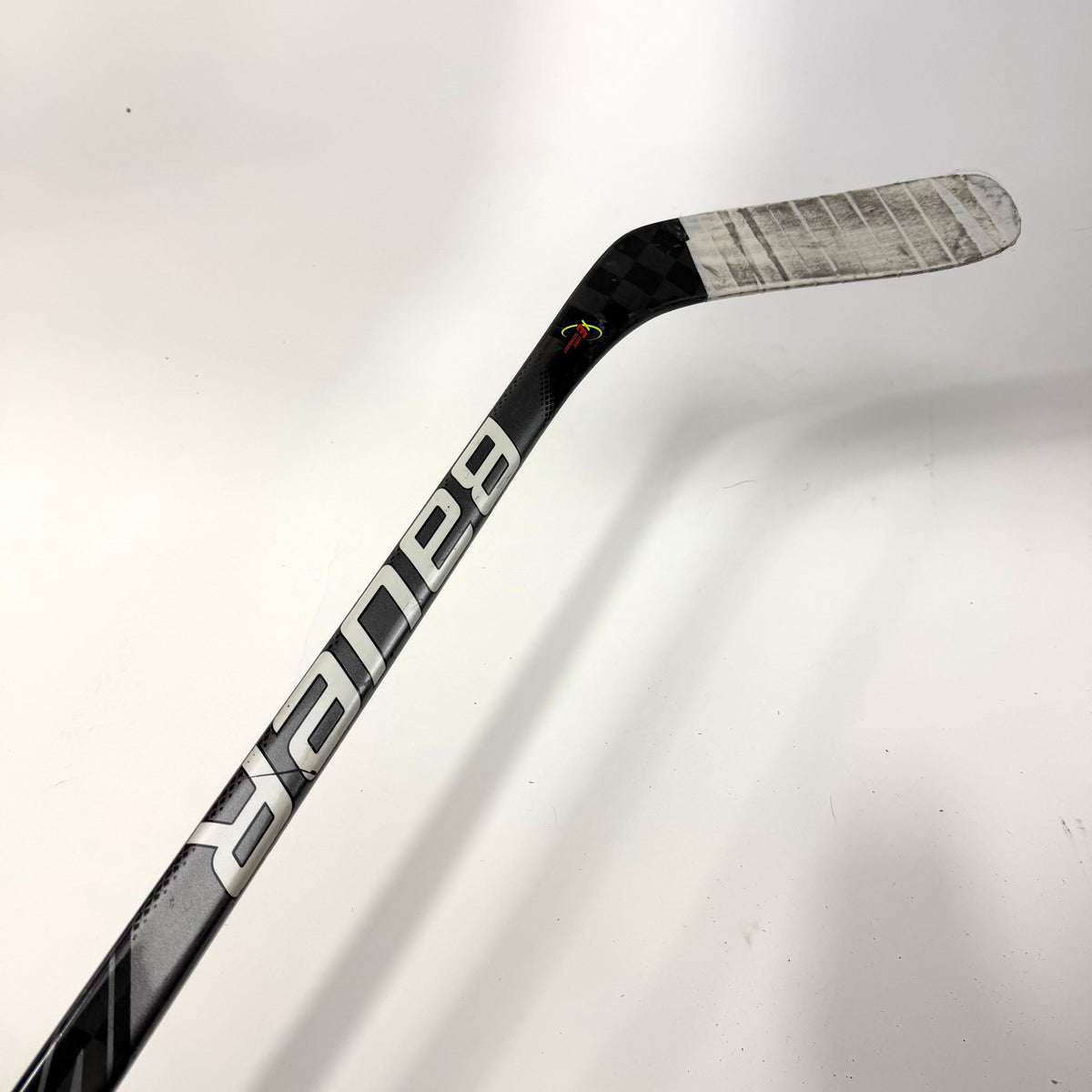 Used Right Bauer Vapor Flylite | 55 Flex P88 Curve Grip | AB195 - Top Flight Hockey