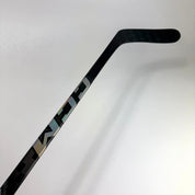 New Right CCM Tacks XF Pro | 85 Flex MacKinnon Pro Curve Grip | R276 - Top Flight Hockey