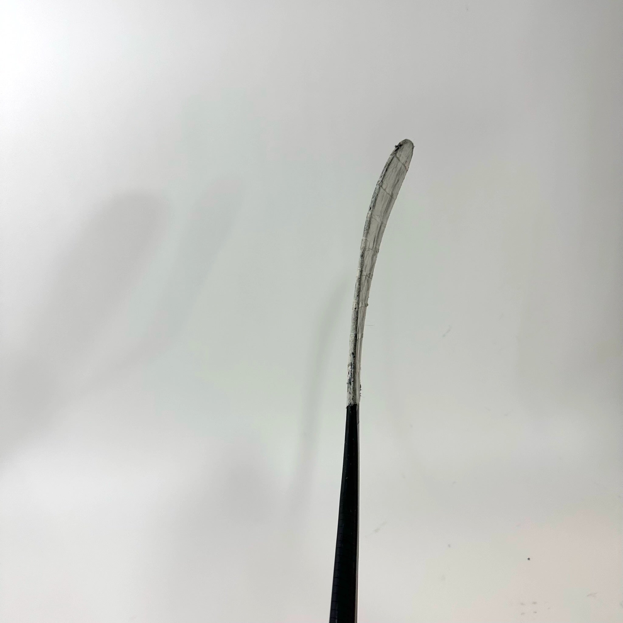 Used Left Handed CCM Ribcor Trigger 6 Pro 80 flex P28 Curve Grip | Q743