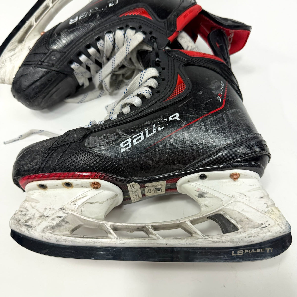 Used Bauer Vapor 3x Pro Skates | 3.5 EE | AB422 - Top Flight Hockey