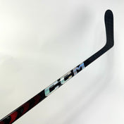 New Left CCM Jetspeed FT5 Pro | P28 Curve 75 Flex Grip | Chuck | M388