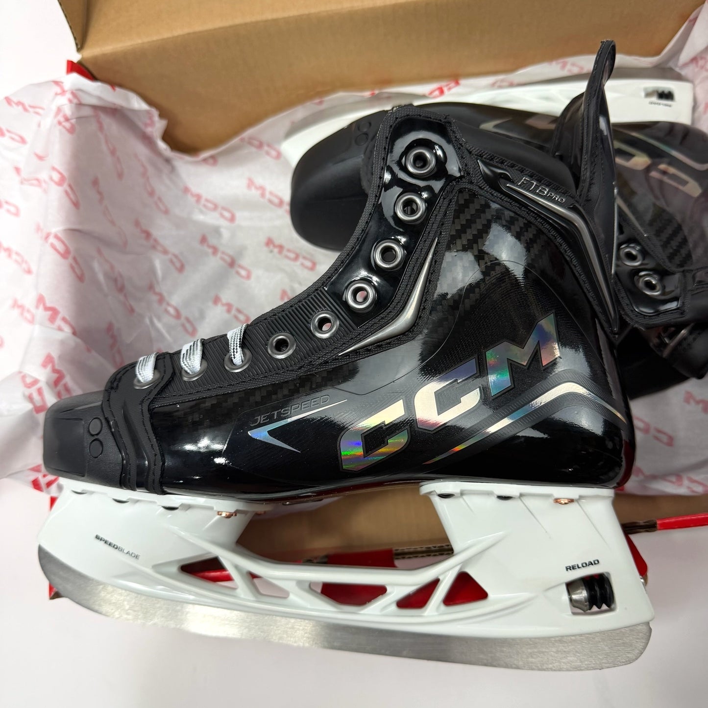 Brand New Total Custom CCM Jetspeed FT8 Pro Skates - Size 5 - Regular
