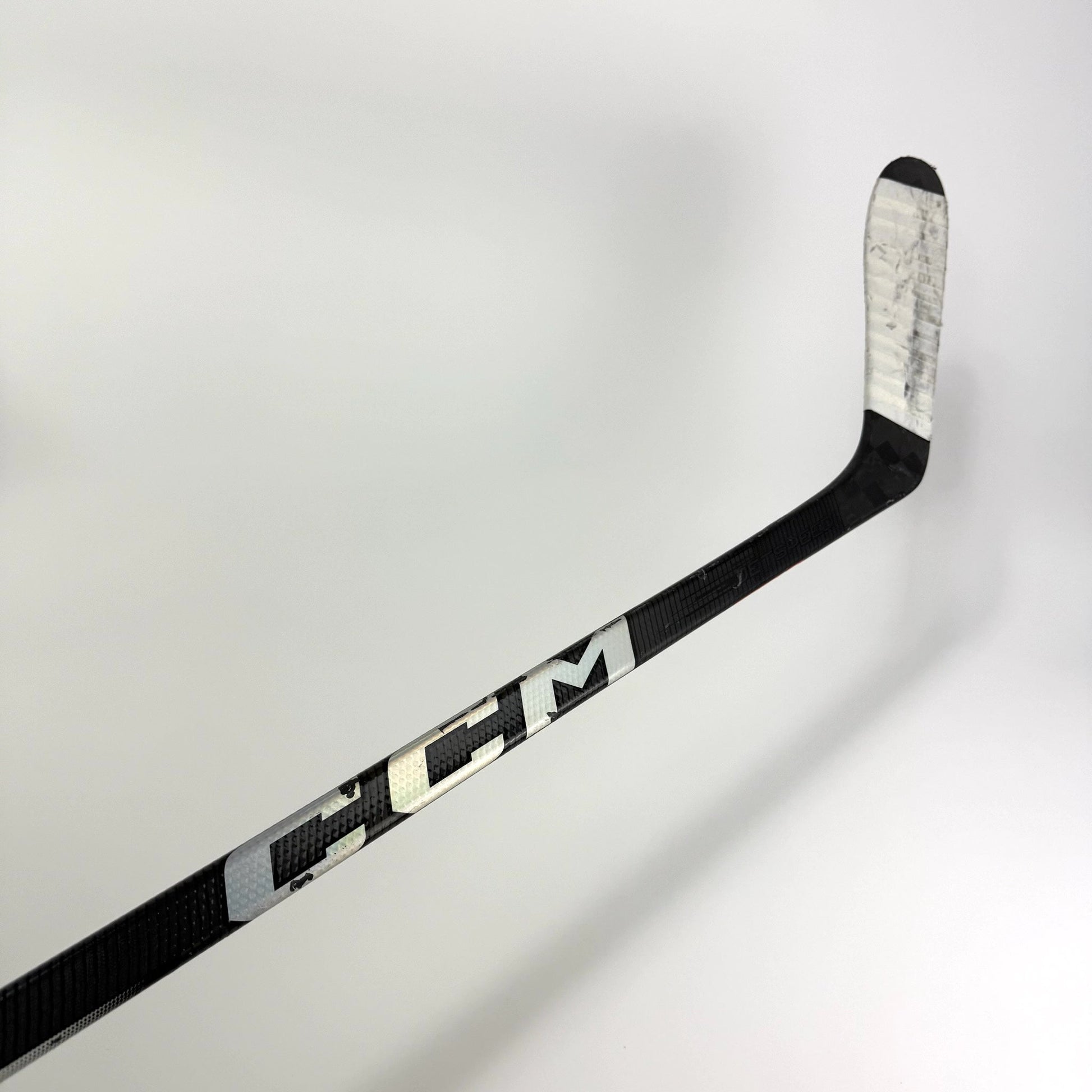 Used Left Blue CCM Jetspeed FT6 Pro | 75 Flex P28 Curve Grip | H291 - Top Flight Hockey