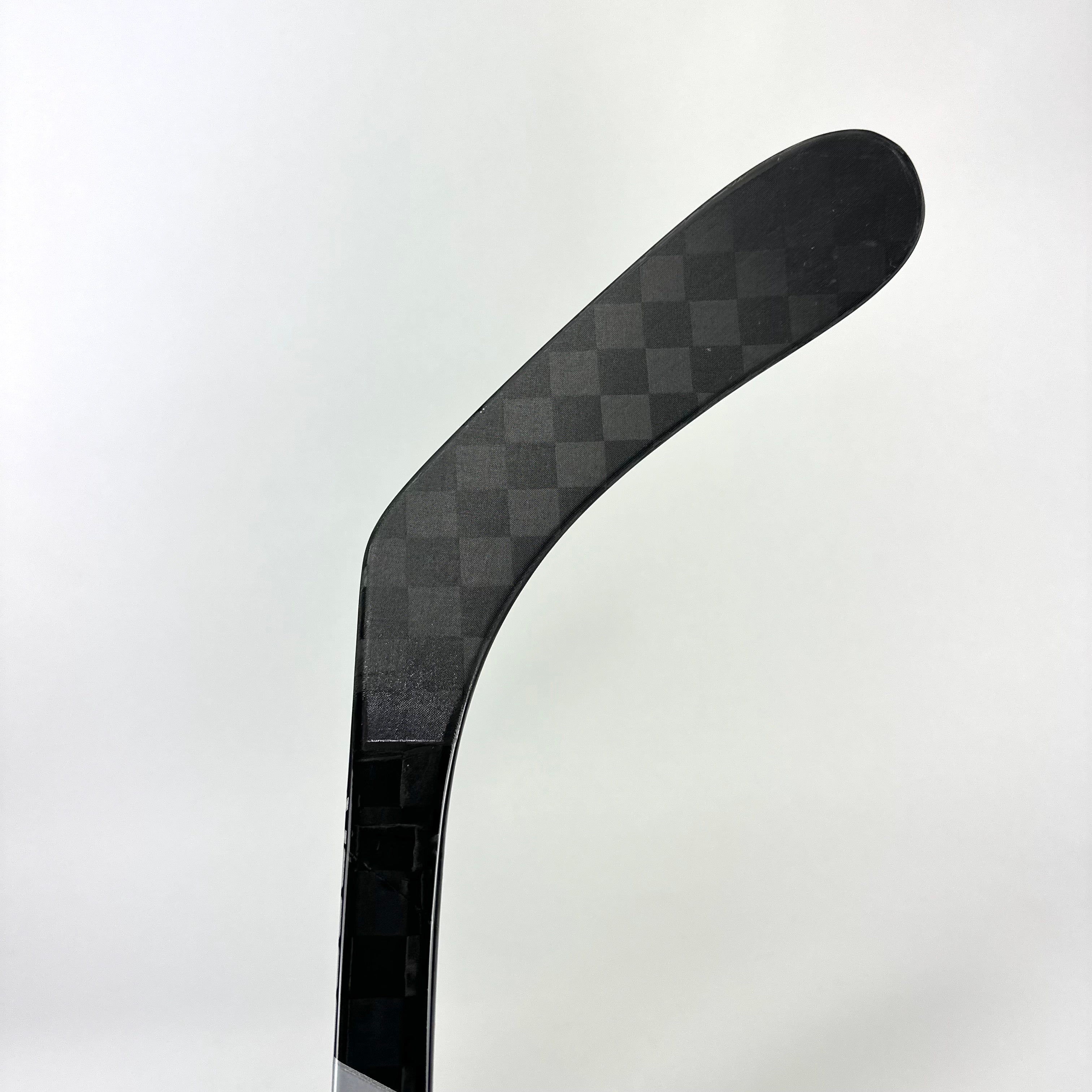 New Right Silver Bauer Nexus Geo | 87 Flex Ovechkin Pro Curve / P08 | Grip | Foote | TBL477