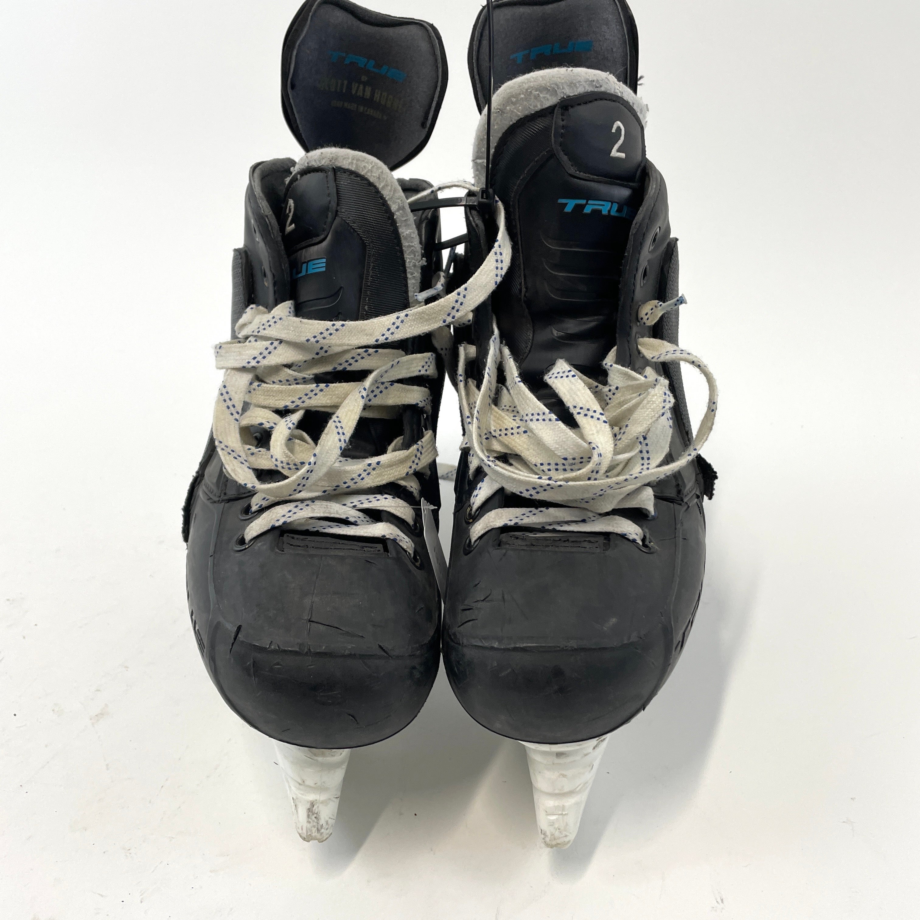 Used Custom True Skates | Strand | Size 10D | J395