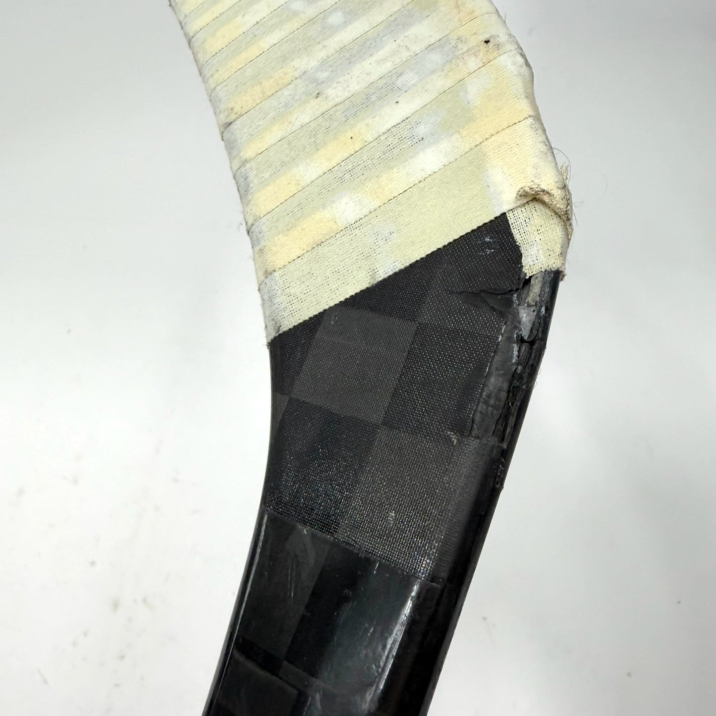 Used Right Bauer Nexus Sync | 77 Flex P92M Curve Grip | E403