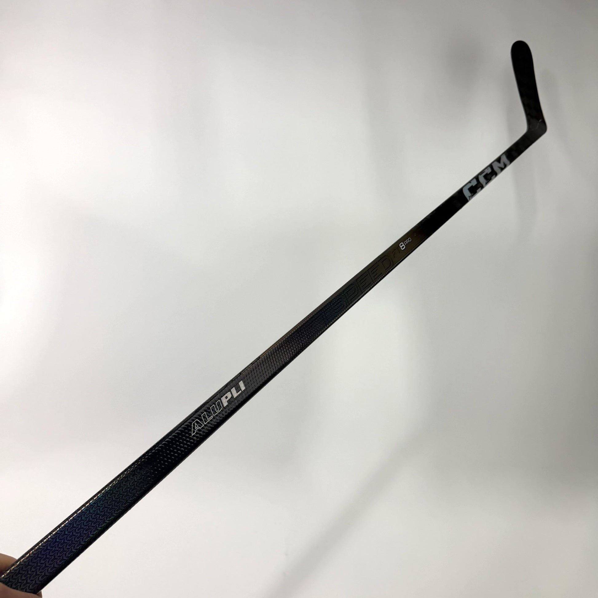 Used Left Black CCM Jetspeed FT8 Pro | 75 Flex P28M Curve Grip | AB993 - Top Flight Hockey