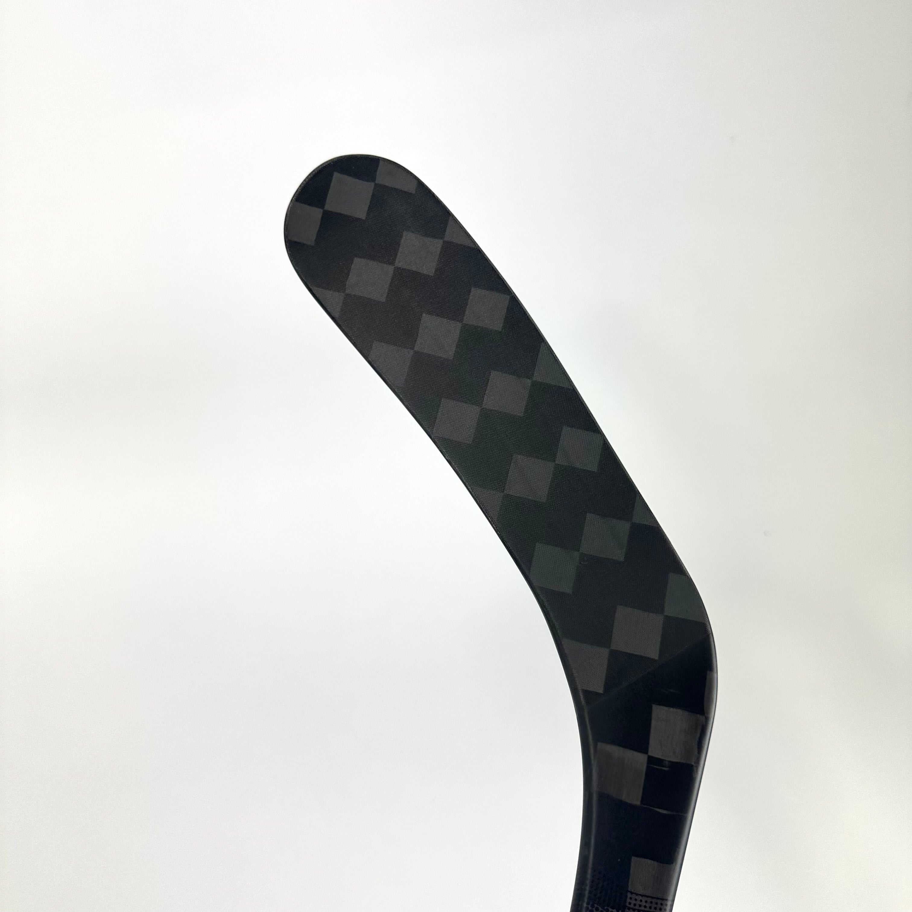 New Left CCM Ribcor Trigger 8 Pro | 100 Flex P90T Curve Grip | Lowry | L158