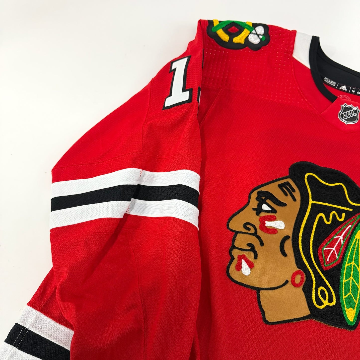 Blank #17 Home Chicago Blackhawks Team Issued Jersey 2022-2023 | Size 56 | 25620