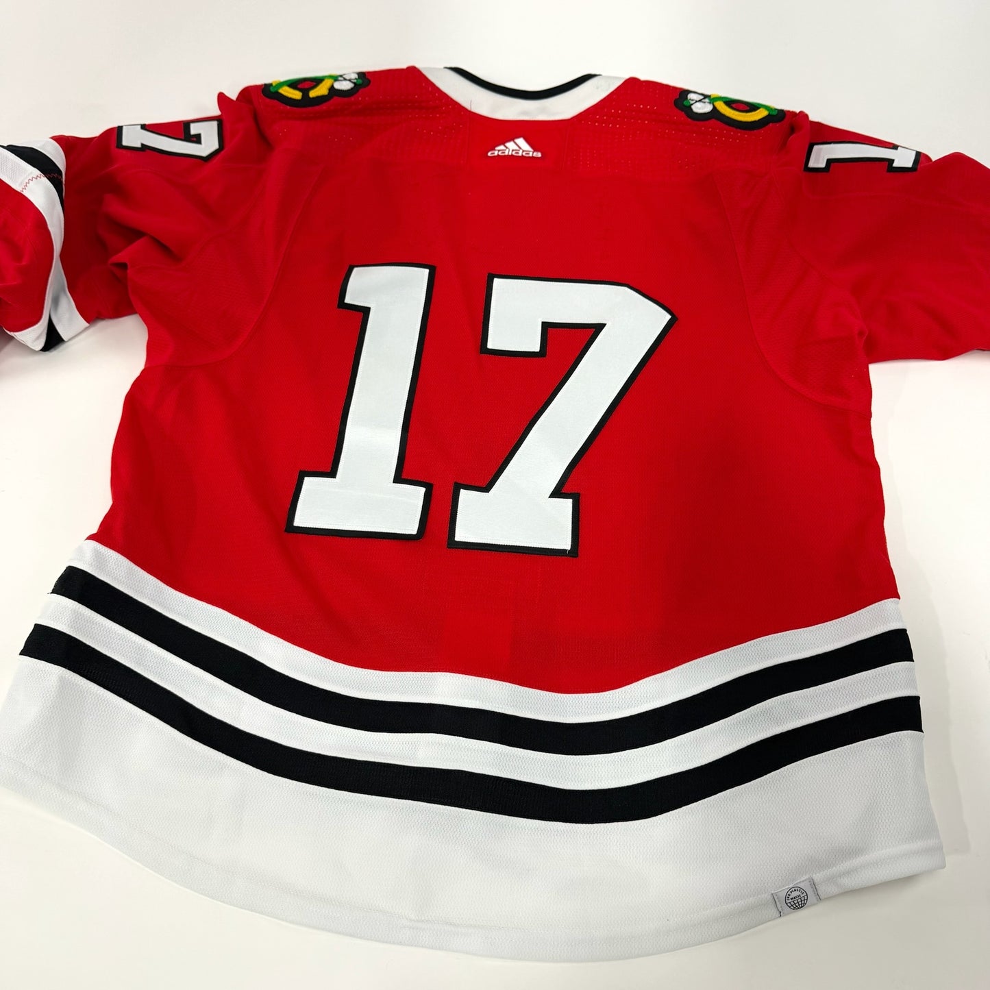 Blank #17 Home Chicago Blackhawks Team Issued Jersey 2022-2023 | Size 56 | 25620