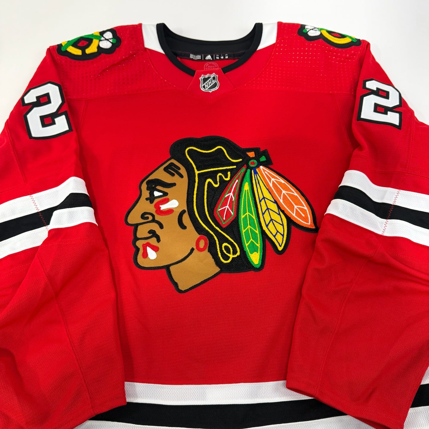 Garrett Mitchell #22 Home Chicago Blackhawks Team Issued Jersey 2022-2023 | Size 56 | 25599