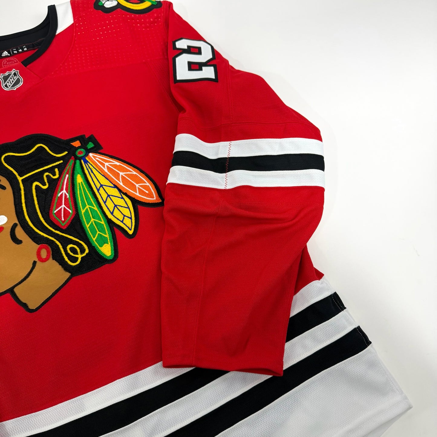 Garrett Mitchell #22 Home Chicago Blackhawks Team Issued Jersey 2022-2023 | Size 56 | 25599