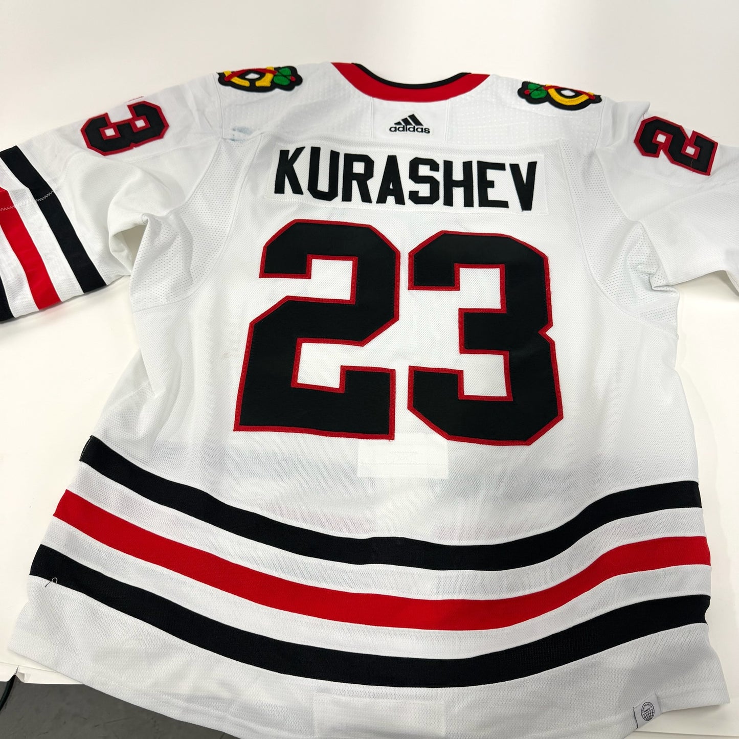Philipp Kurashev #23 Away Chicago Blackhawks Jersey 2021-2022, Set 2 | Size 8534-25621