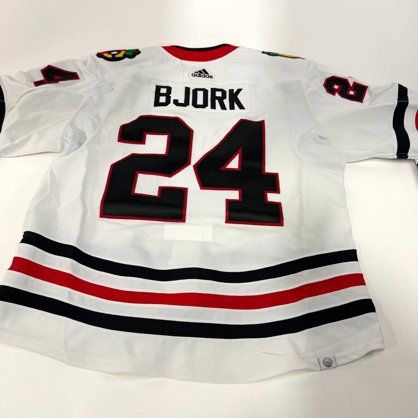 Anders Bjork #24 Away Chicago Blackhawks Team Issued Jersey 2023-2024 | Size 56 | 25644