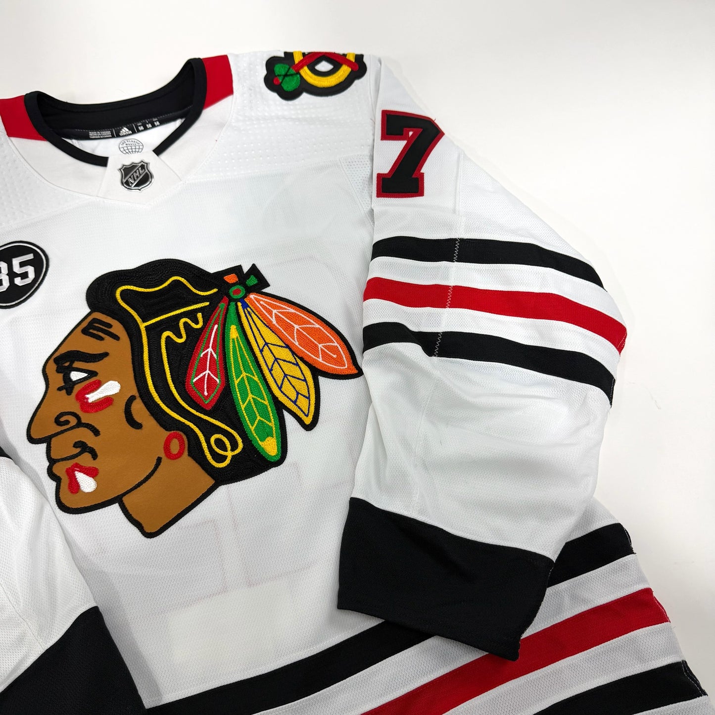 Lukas Reichel #27 Away Chicago Blackhawks Team Issued Jersey 2021-2022 | Size 56 | 25662