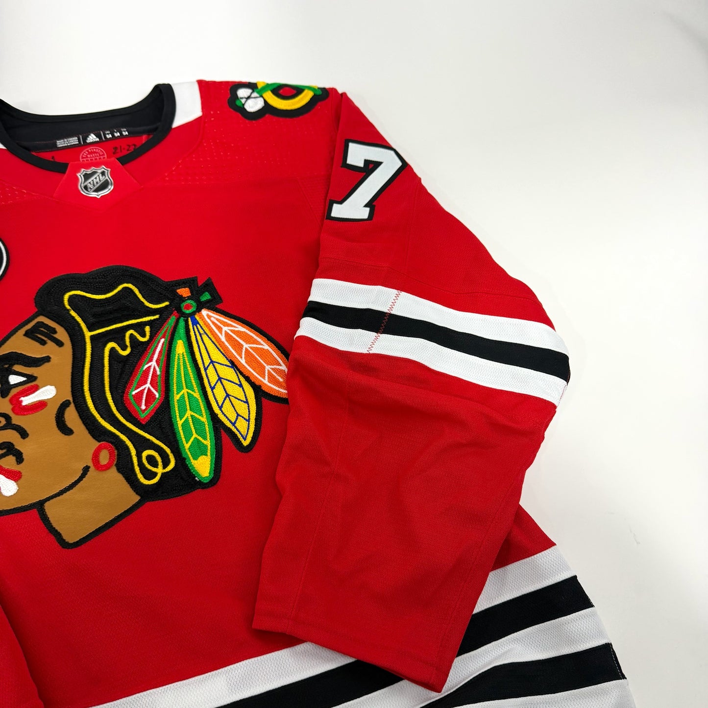 Lukas Reichel #27 Home Chicago Blackhawks Team Issued Jersey 2021-2022, Set 1 | Size 54 | 25663