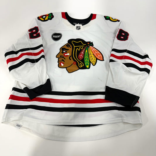 Colton Dach #28 Away Chicago Blackhawks Jersey - Set 22/23 - 2 | Size 58 | 25637