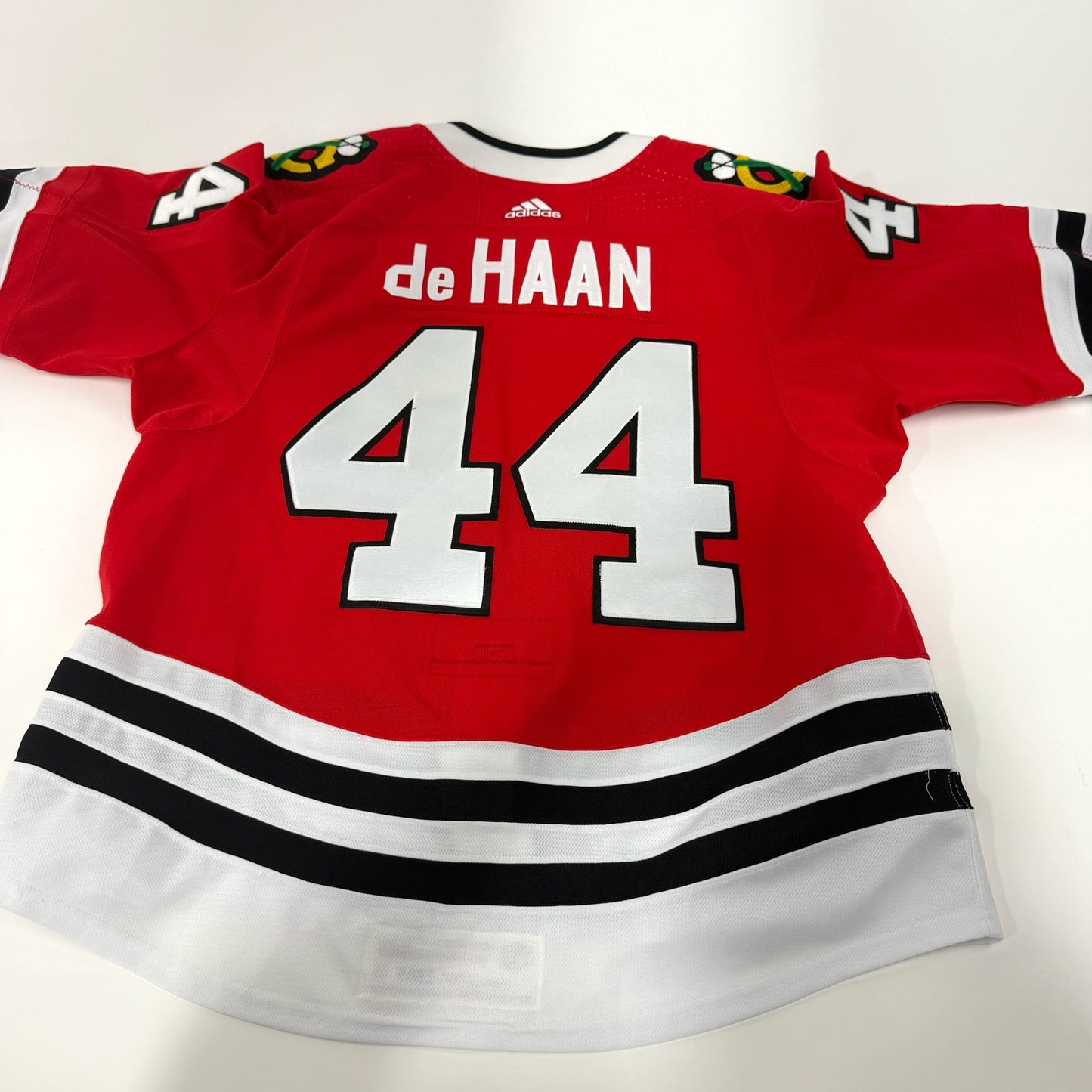 Calvin de Haan #44 Home Chicago Blackhawks Team Issued Jersey 2020-2021, Set 1 | Size 56 | 2509-7382