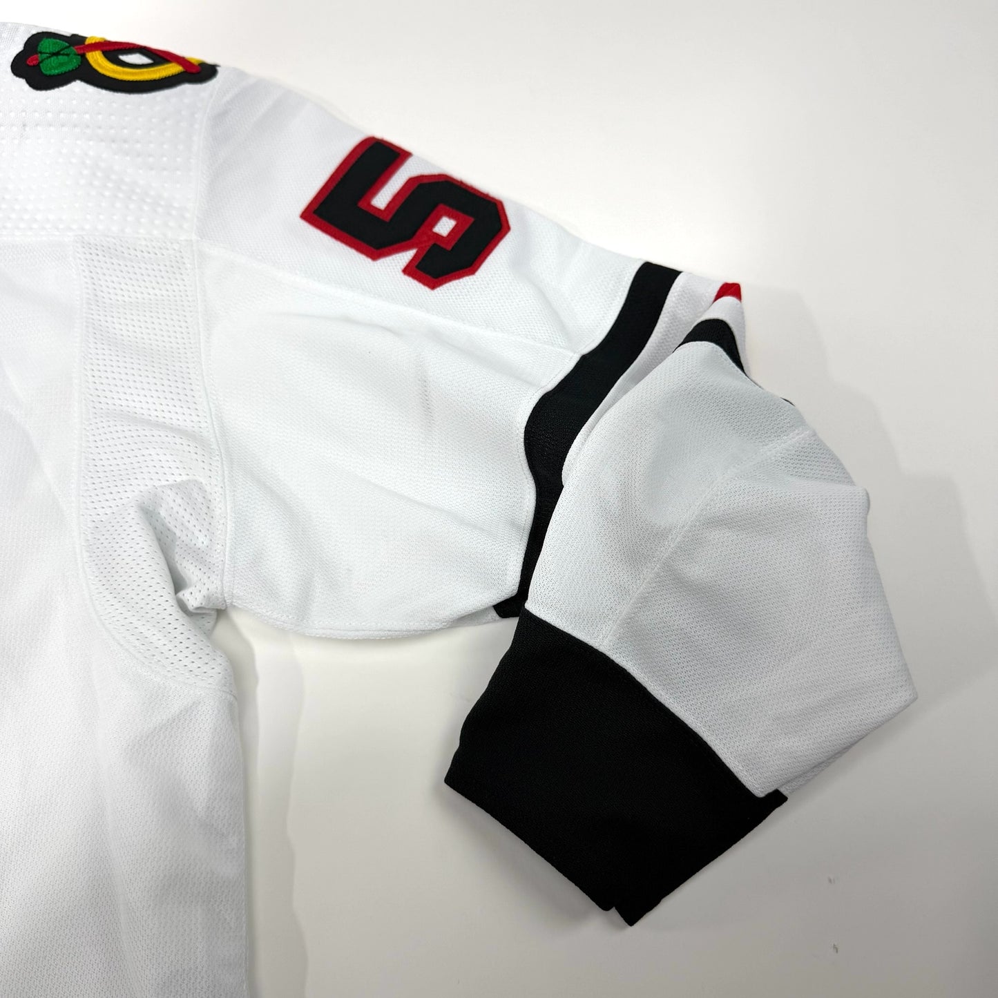 MacKenzie Entwistle #58 Away Chicago Blackhawks Game Worn Jersey 2021-2022, Set 1 | Size 58 | 7139-21901