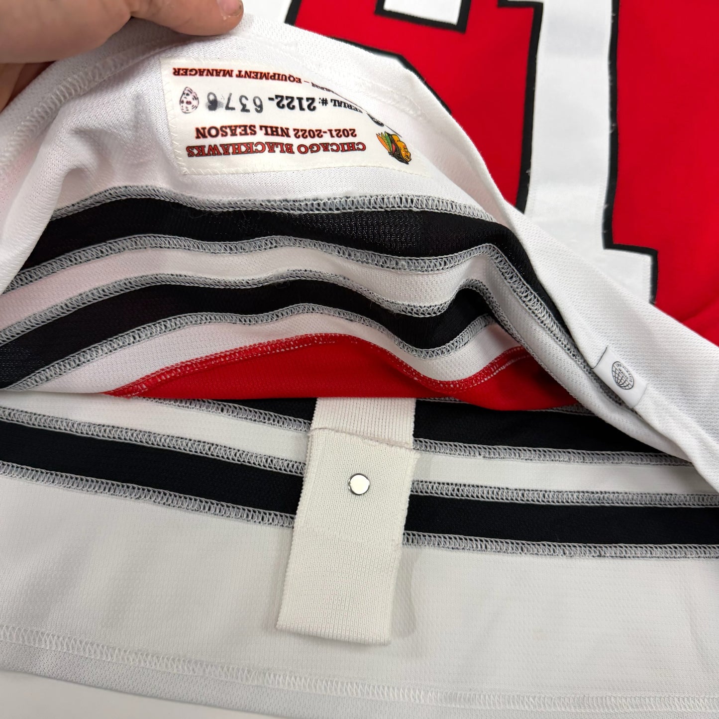 Riley Stillman #61 Home Chicago Blackhawks Jersey 2021-2022, Set 2 | Size 56 | 6376-21751