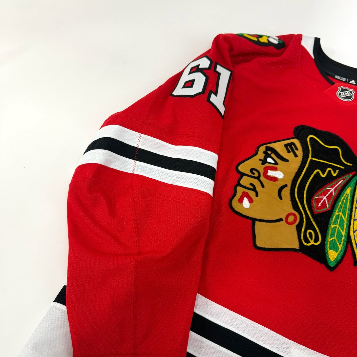 Riley Stillman #61 Home Chicago Blackhawks Team Issued Jersey 2020-2021, Set 2 | Size 56 | 85-7374