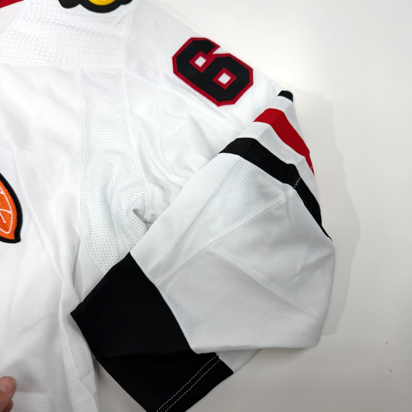 Martin Misiak #68 Away Chicago Blackhawks Team Issued Jersey 2023-2024 | Size 56 | 25643