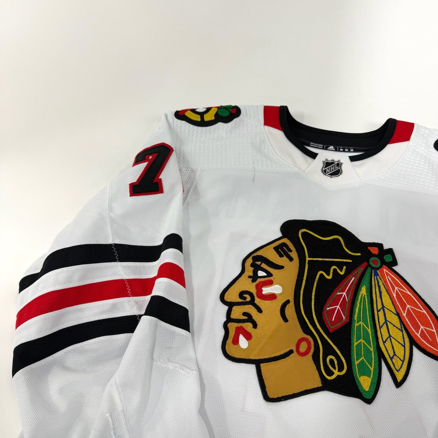 Lucas Wallmark #71 Away Chicago Blackhawks Team Issued Jersey 2020-2021, Set 1 | Size 56 | 3552-187