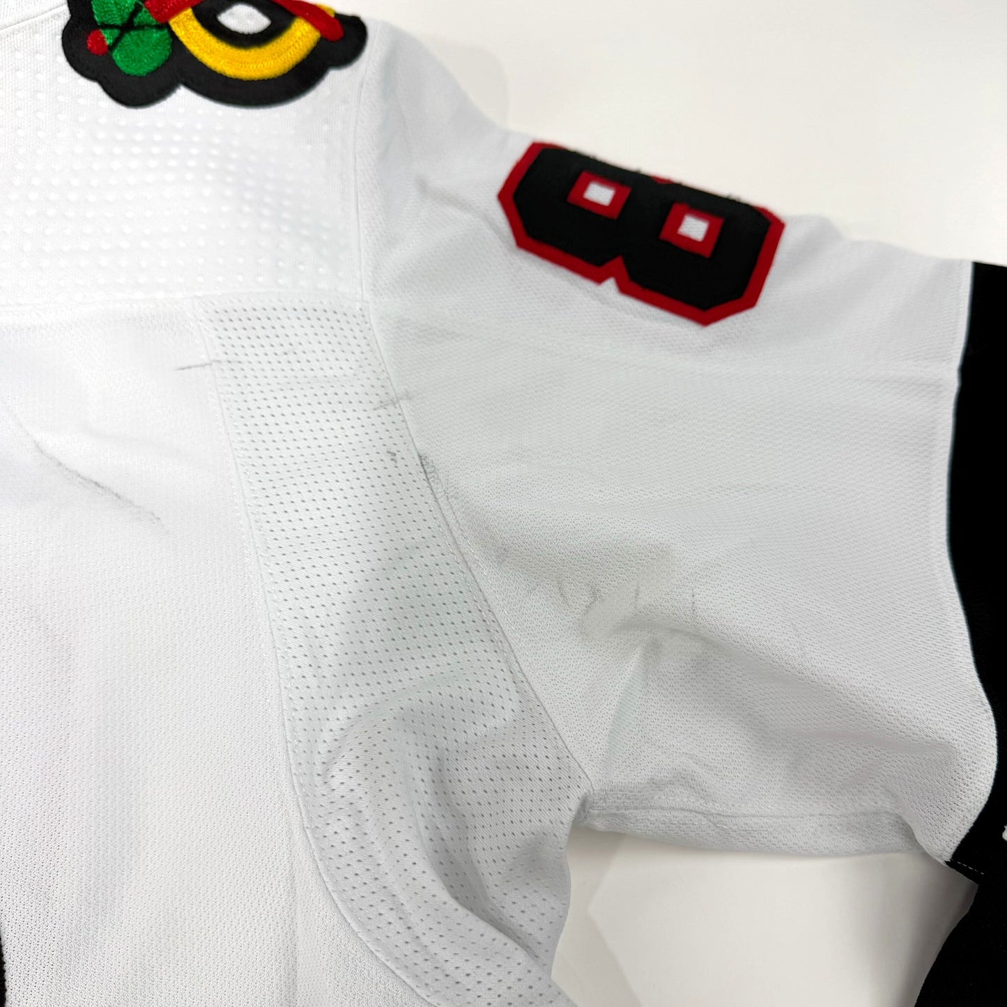 Mike Hardman #86 Away Chicago Blackhawks Team Issued Jersey 2023-2024, Set 22/23 - 1 | Size 58 | 25639