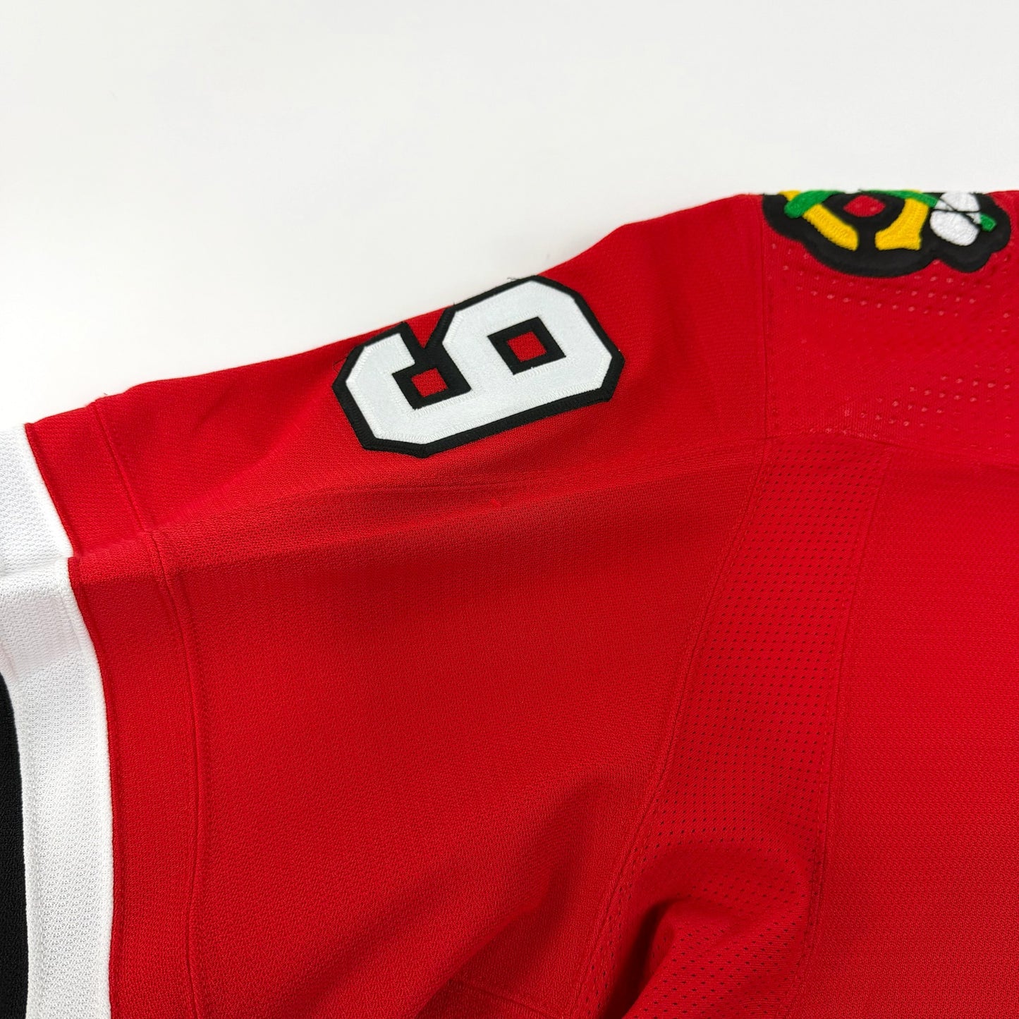 Andreas Athanasiou #89 Home Chicago Blackhawks Game Worn Jersey 2022-2023, Set 1 | Size 56 | 3452-25508