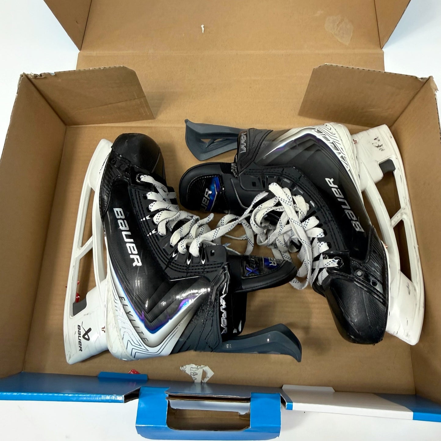 Lightly Used Bauer Vapor Flylite Skates | Size 8.5 Fit 2 | AB712
