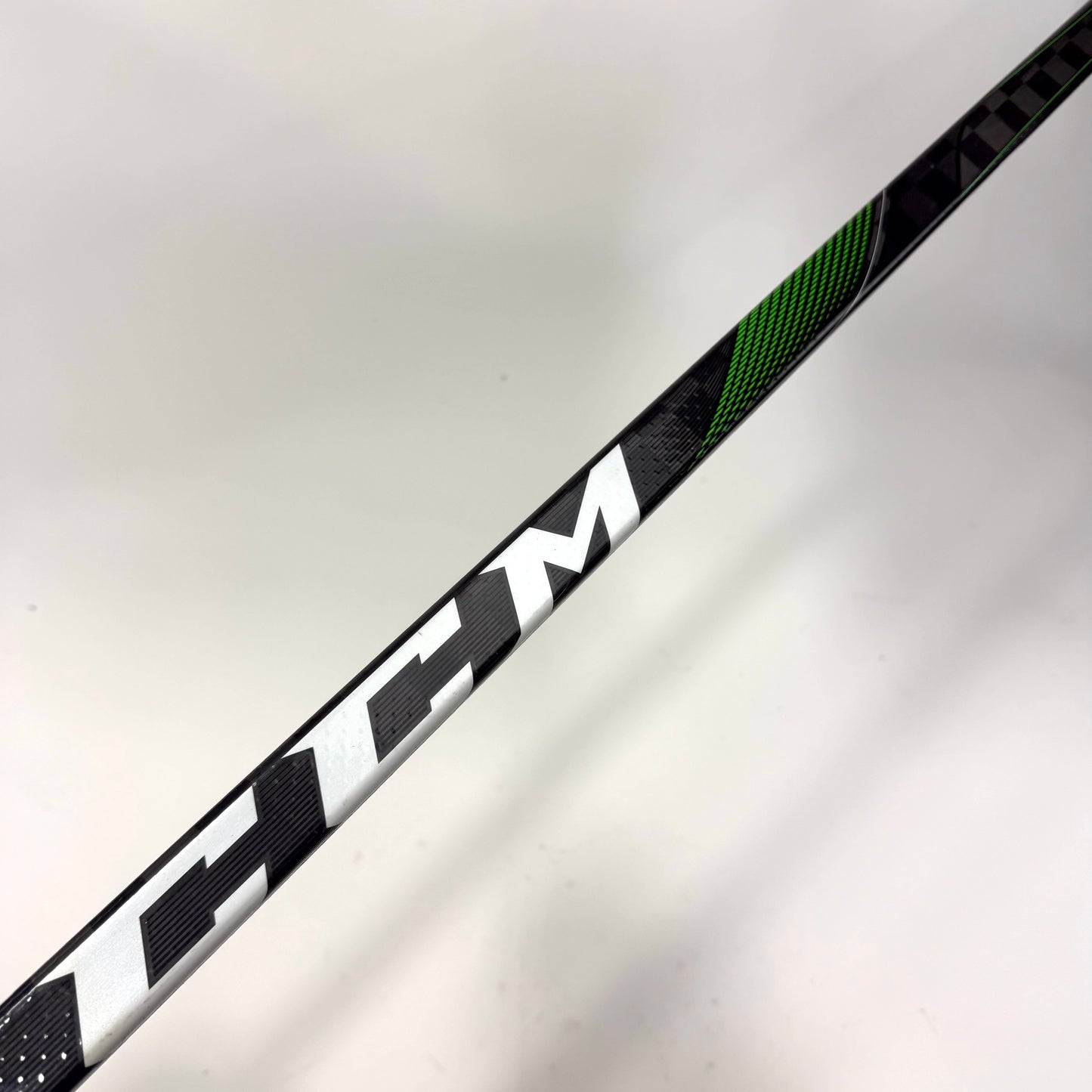 Used Left CCM Ribcor Trigger 4 Pro | 85 Flex P88 Curve Grip | TB87