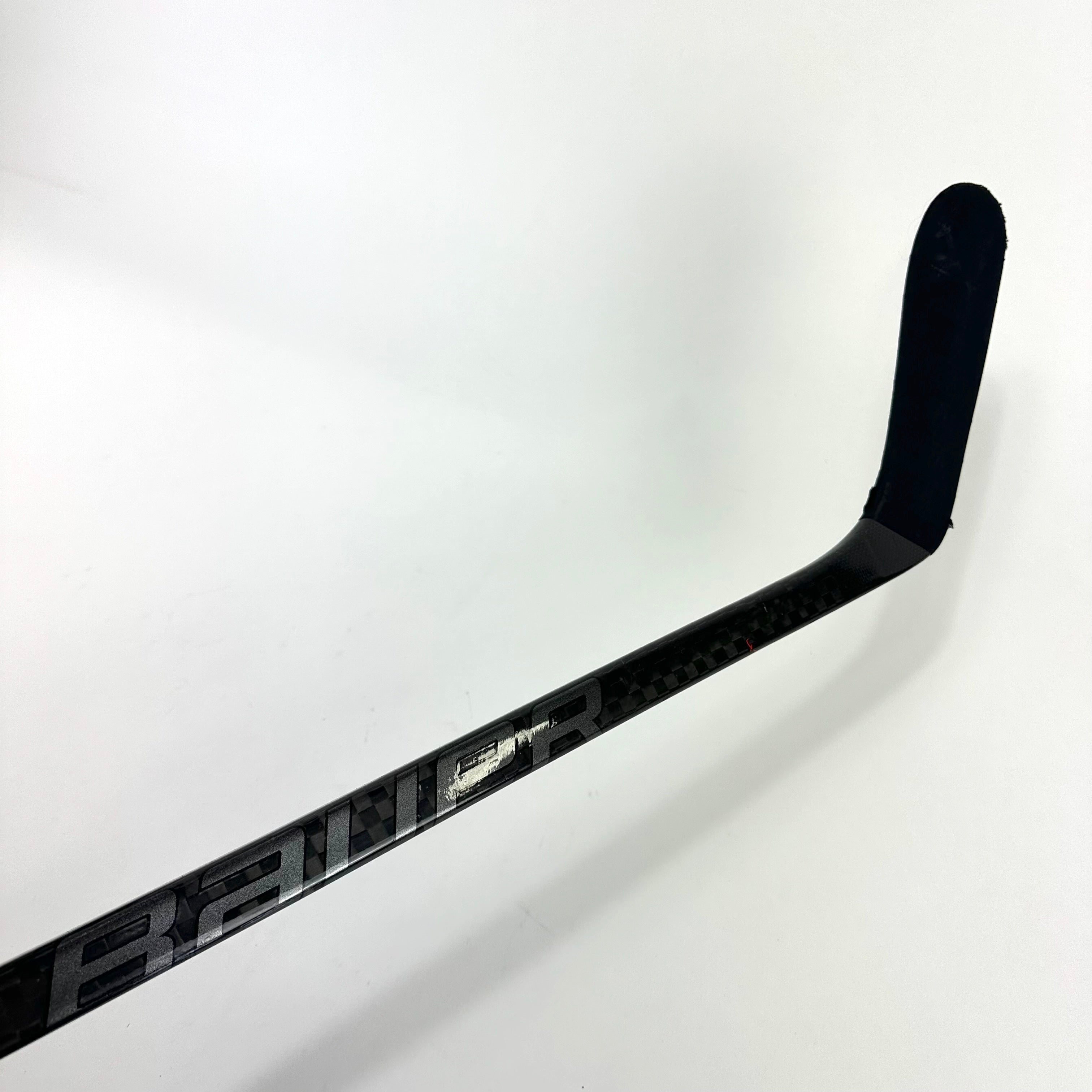 Used Once KUCHEROV Blacked Out Bauer Hyperlite G3 Profile - 77 Flex - Kucherov Curve - Stick#4